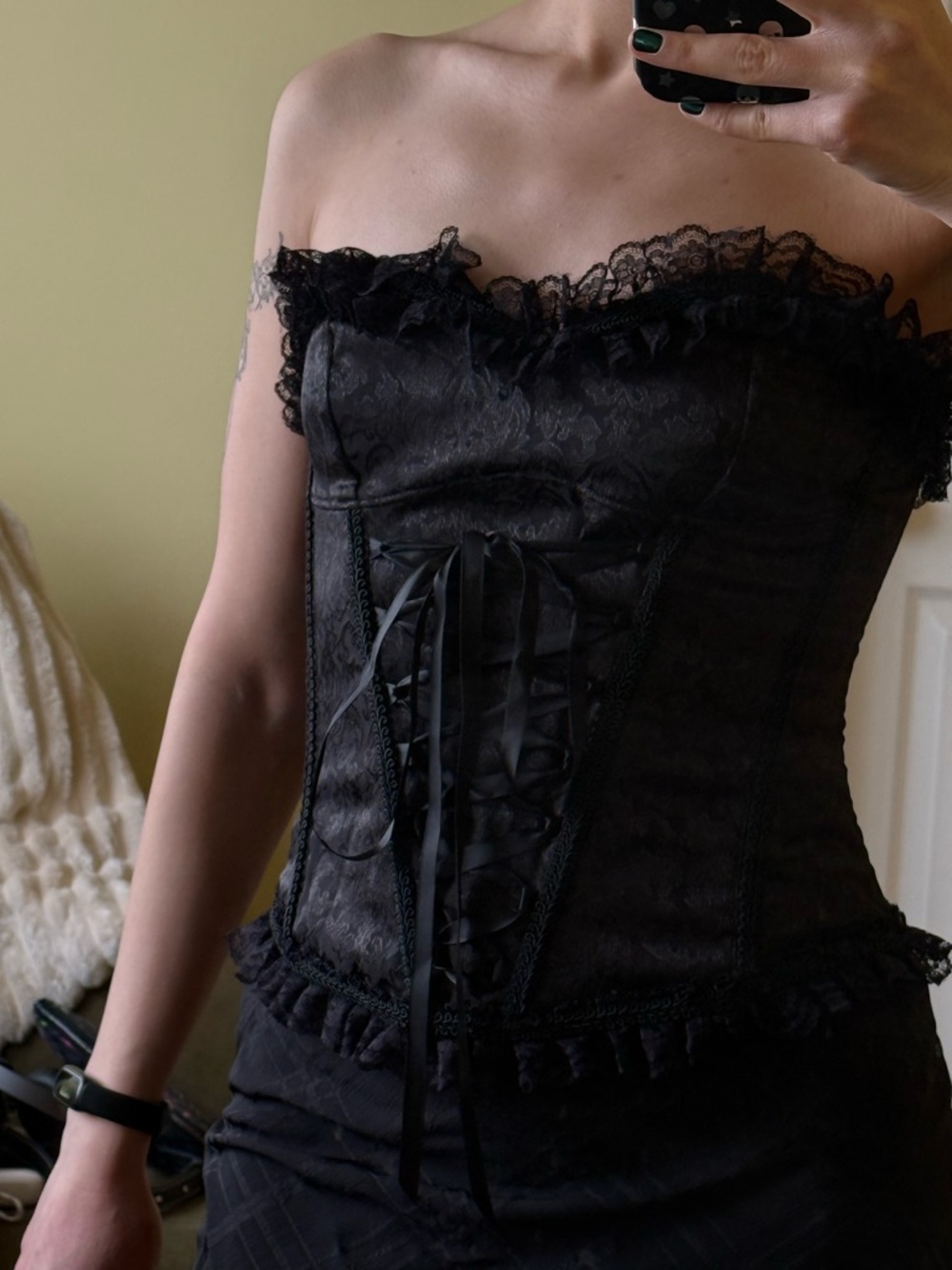 WIDOW (Dolls kill) RECITE AFTER ME CORSET TOP - Picture 3 of 8